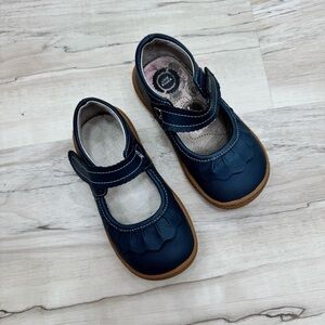 Livie & Luca Navy Blue Kids Shoes Strap comfortable size 9